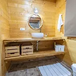 Mountain Wood Village Apartment Madalena (Azores)