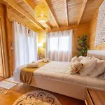 Mountain Wood Village *