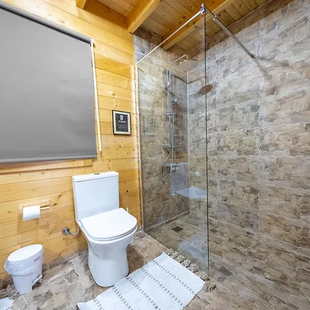 Lägenhet Mountain Wood Village