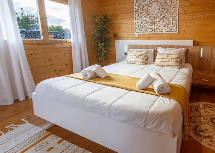 Mountain Wood Village Apartment *