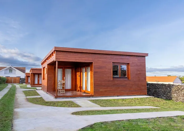 Mountain Wood Village Madalena (Azores)